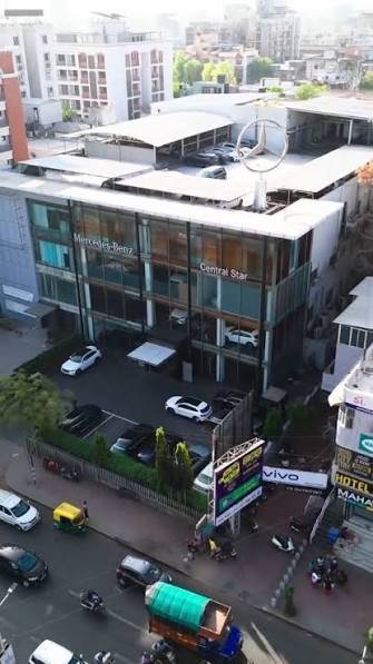 Independent building